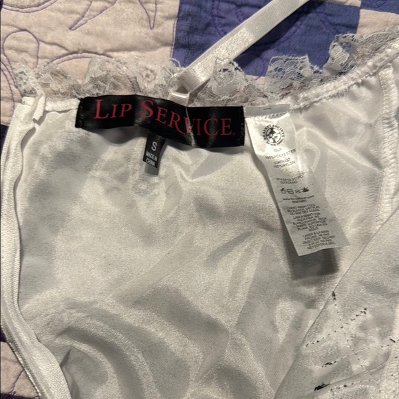 Womens Zombie Bride Halloween Costume - Silver and Black size small - Picture 8 of 8